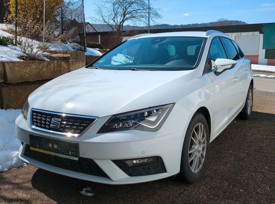 SEAT Leon ST 1.4 TSI DSG Xcellence LED AHK 8f