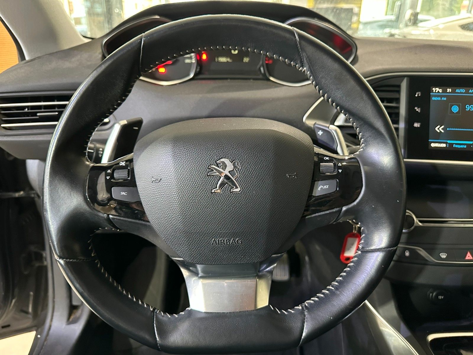 Fahrzeugabbildung Peugeot 308 SW Active 1.5D NAVI/LED/PDC/ALU/TEMPOMAT