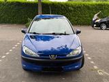 Peugeot 206 1.2 Benzin nur 91.000 km - Peugeot 206: Km 0
