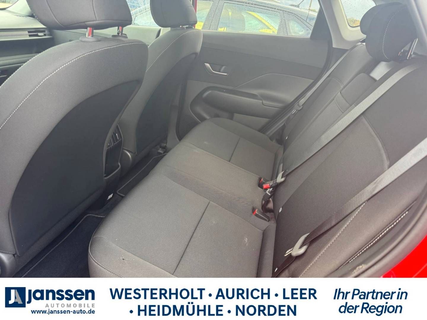 Fahrzeugabbildung Hyundai KONA SX2 EV 49kWh Trend Assistenz-Paket, el.Heck