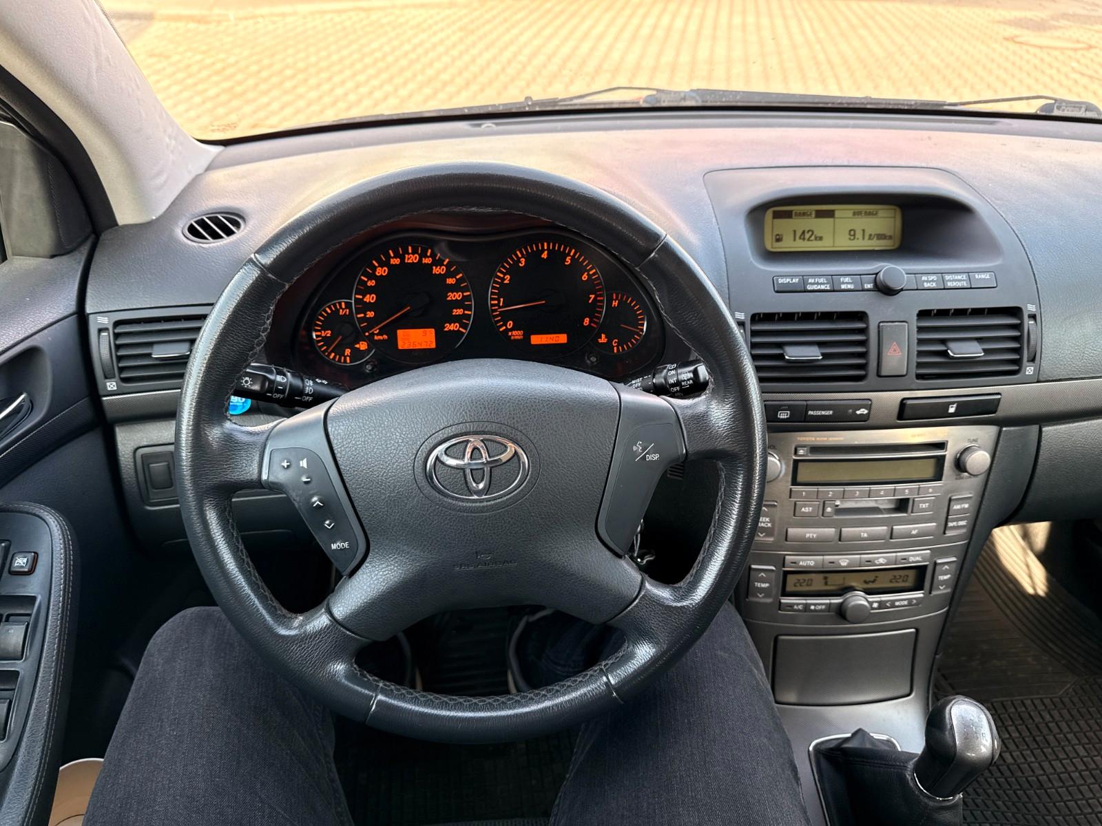 Toyota Avensis 2006 — photo 11