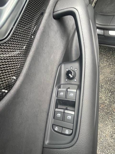 Fahrzeugabbildung Audi SQ8 AT//AHK, Standheizg.,Matrixlicht,Pano,RFK, P