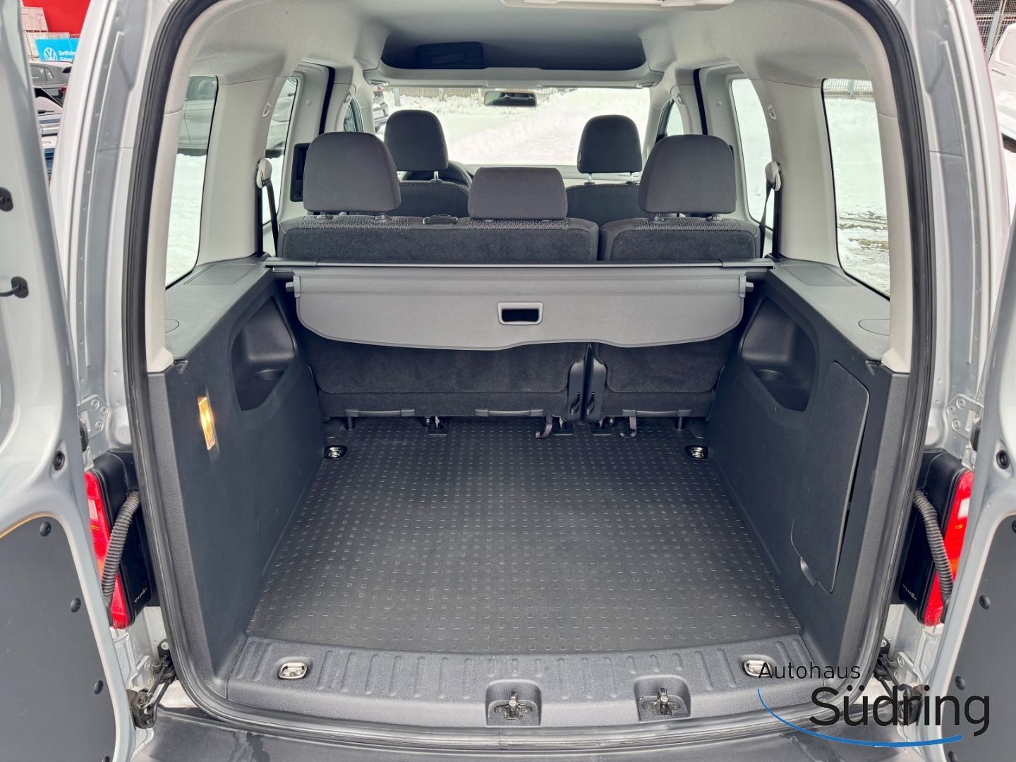 Caddy 1,4 TSI Trendline BMT Navi Temp PDC