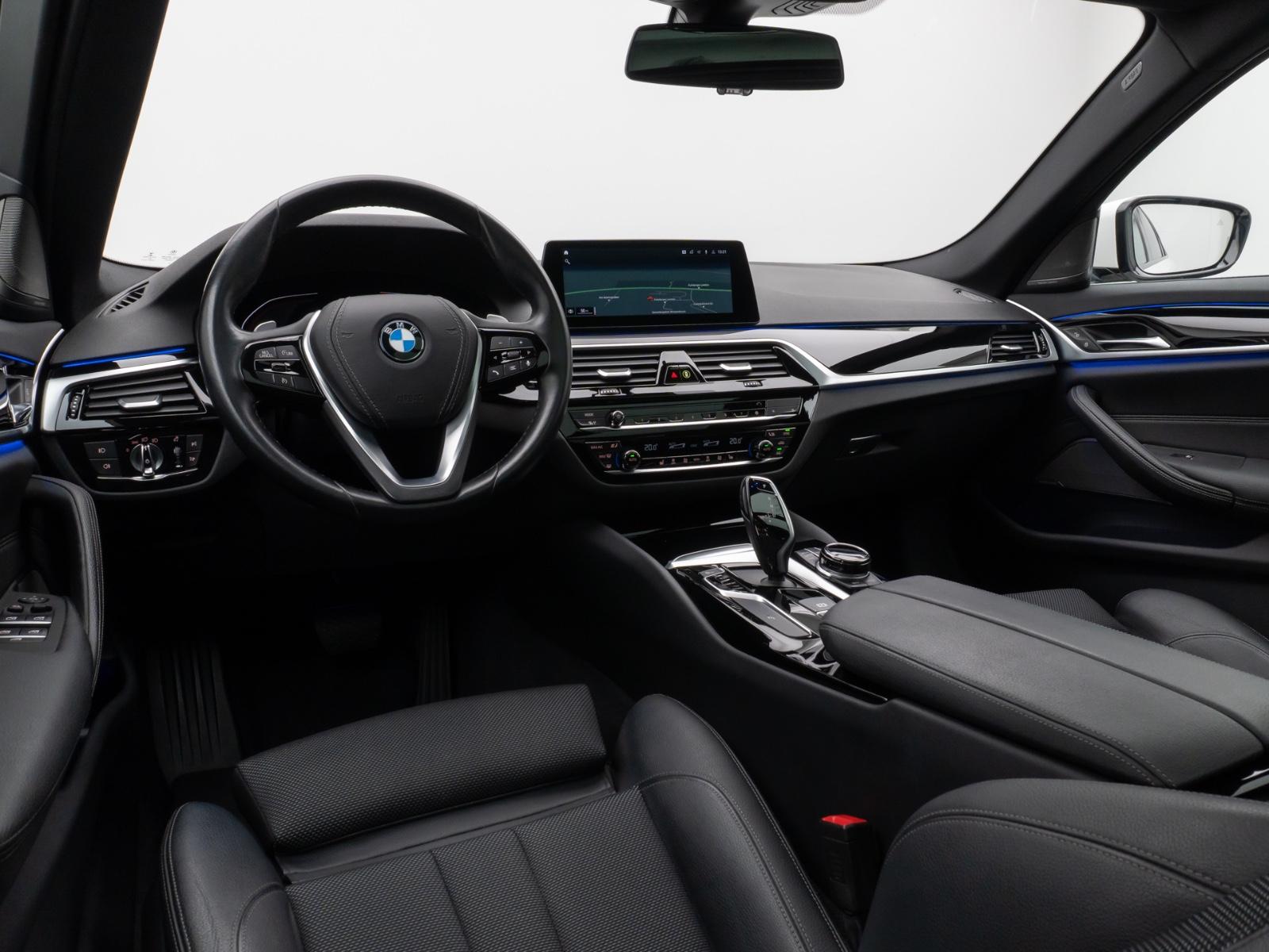 BMW 520d xD Tour Sport Line Pano H/K Exklusiv Paket