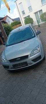 Ford Focus 1,6TDCi 80kW DPF Ambiente Ambiente - Ford Focus Ambiente mit Diesel-Antrieb