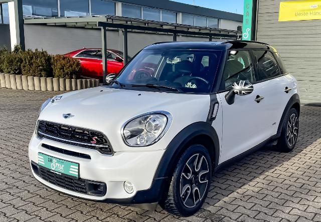 MINI Cooper S Countryman PANO HARMAN KARDON NAVI PDC 