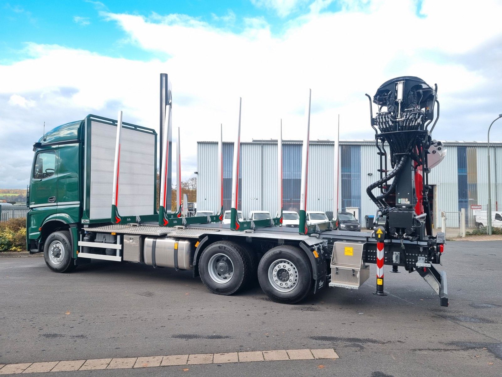 Fahrzeugabbildung Mercedes-Benz Arocs 2751 L 6x2/4 HAD Palfinger Epsilon TZ12