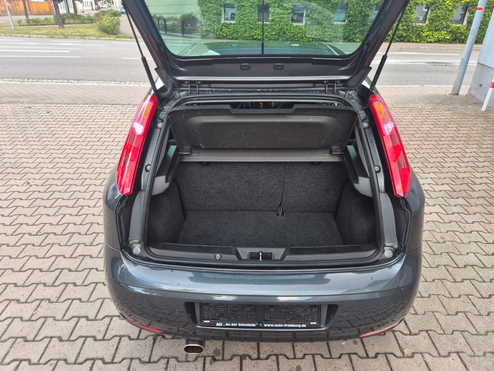 Fiat Punto 1.2 Lounge,Navi,Klimaaut,TÜV neu