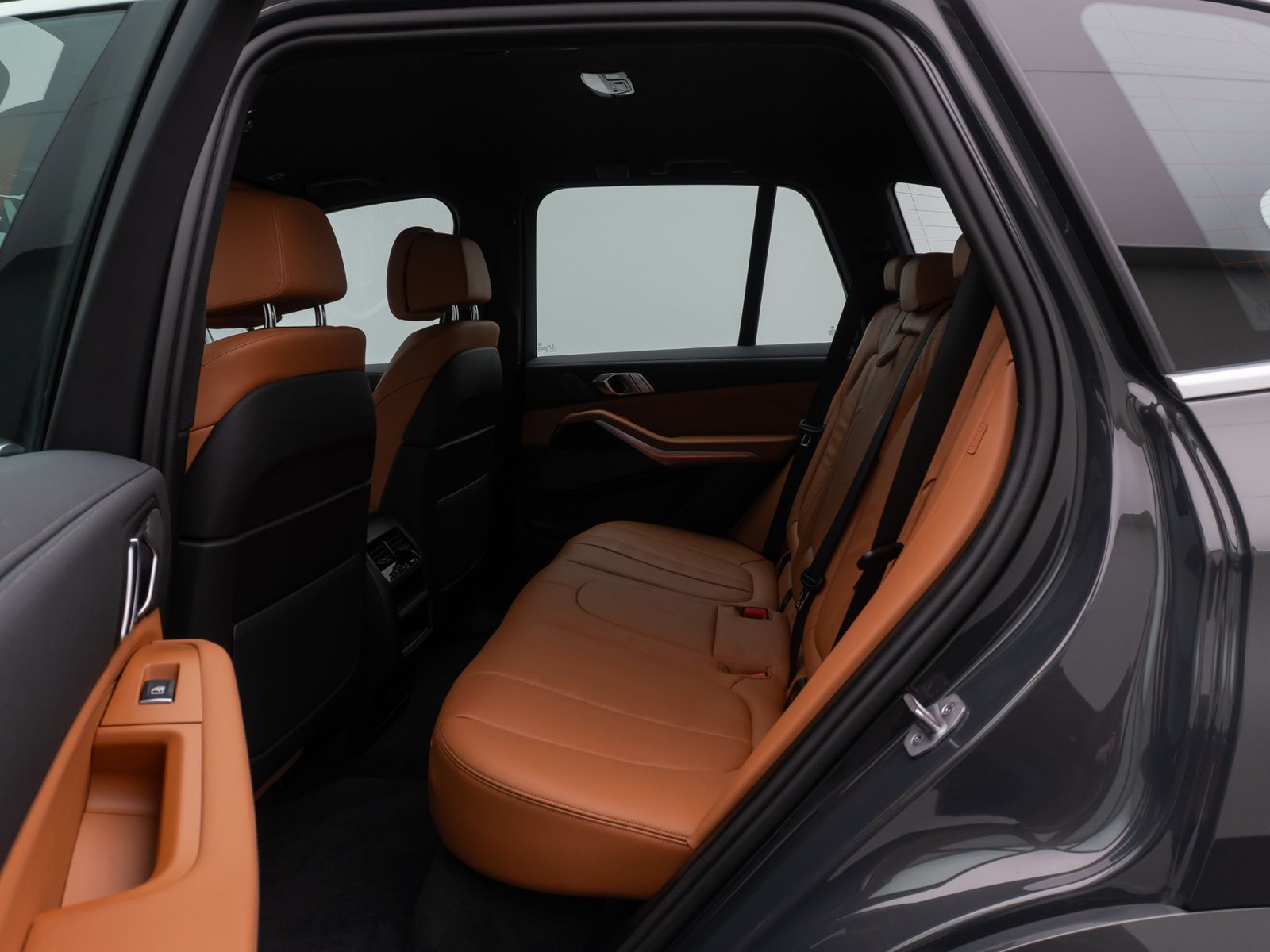 Fahrzeugabbildung BMW X5 xD40d M Sport 360° AHK DAB H/K HUD DisplayKey