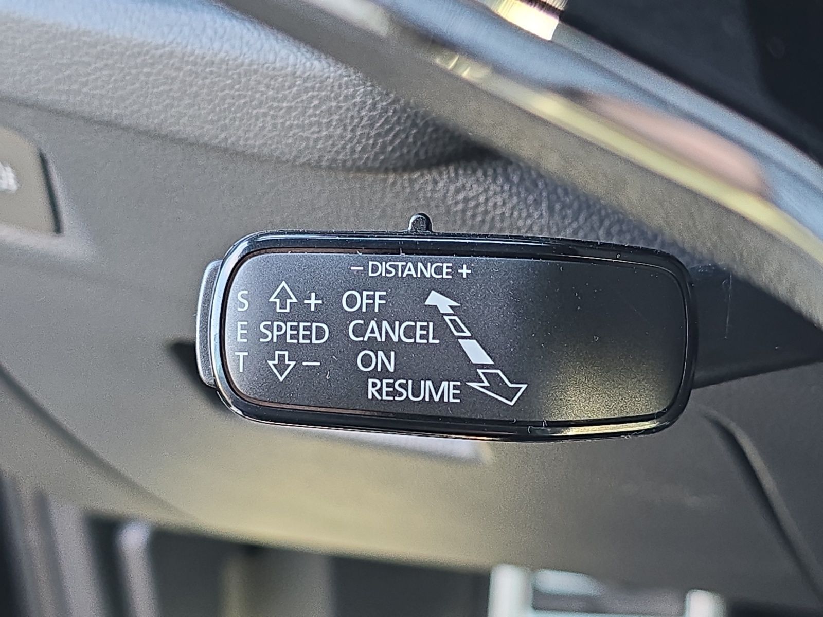 Fahrzeugabbildung SKODA Octavia Combi RS 4x4 2.0 TDI DSG ACC AHK RFK