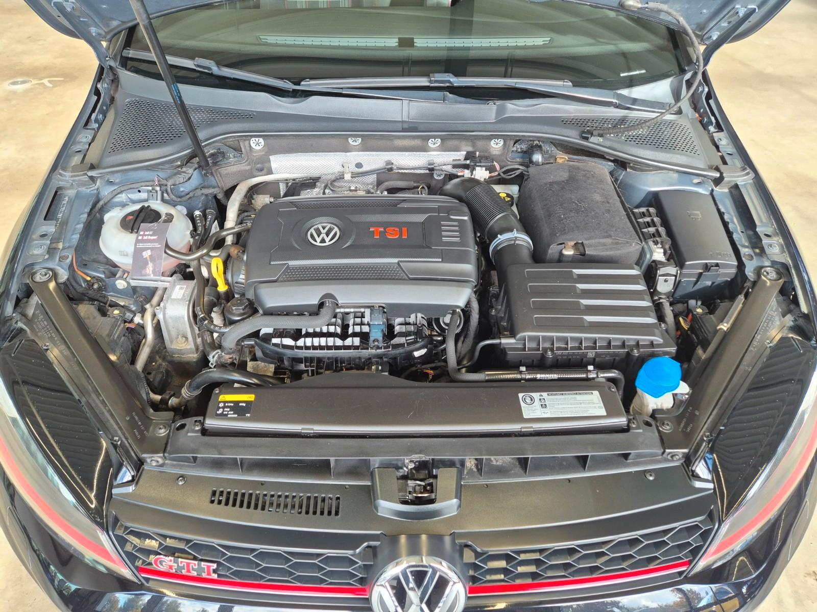 Volkswagen GOLF VII GTI PERFORMANCE NAVI SHZ PDC PANO XENON