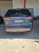 Toyota RAV 4 2.5 Hybrid Lounge Auto AWD Lounge - Toyota RAV 4 mit Benzin-Antrieb: mit Navigationssystem, mit Klimaanlage