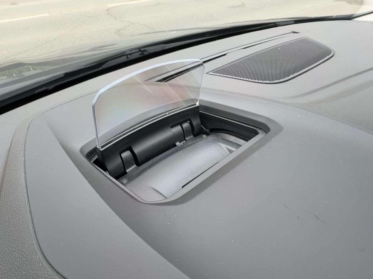 Fahrzeugabbildung Renault Megane Grandtour Intens TCe 140 Glasdach SHZ