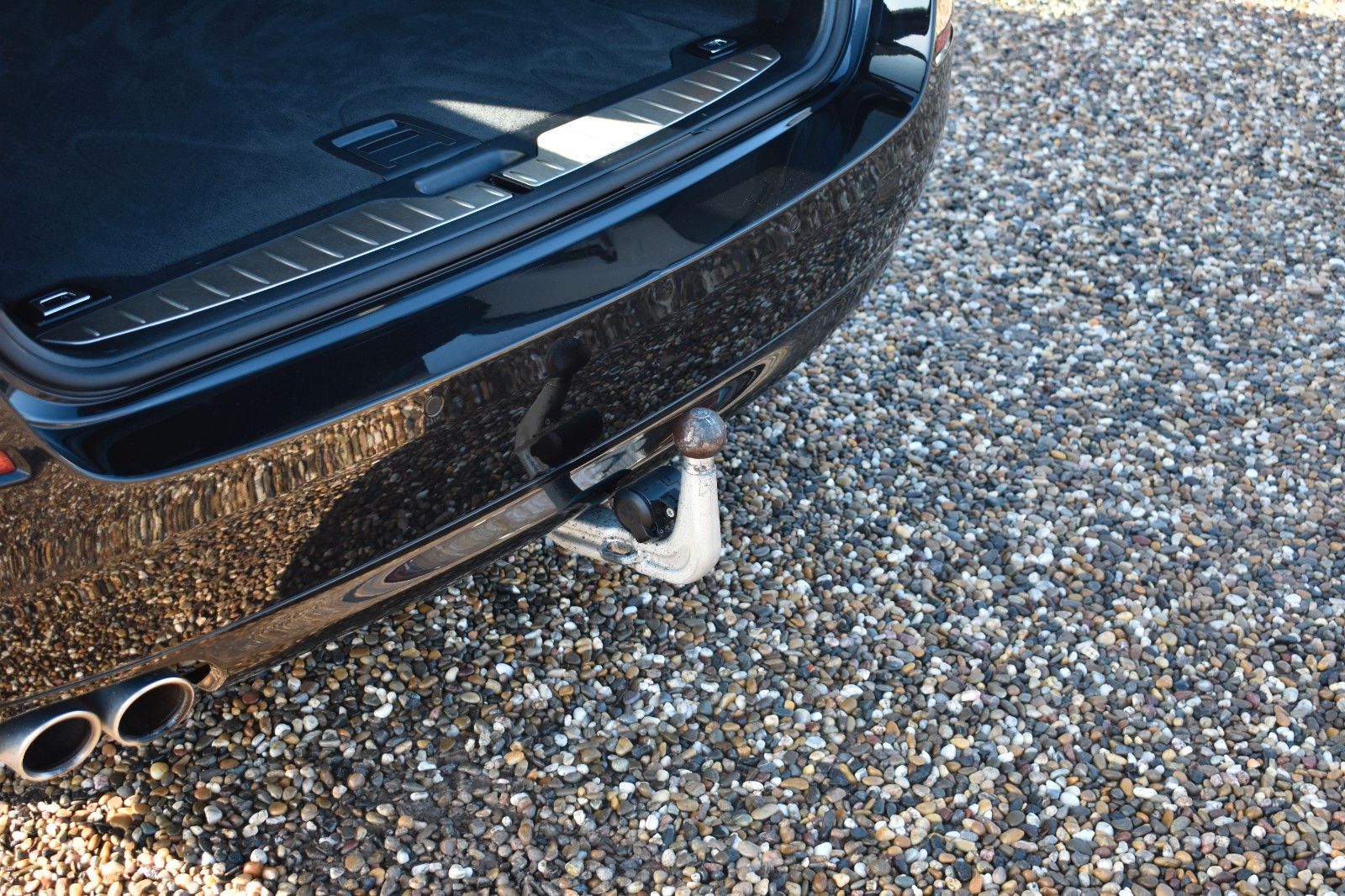 Fahrzeugabbildung BMW 530 d Touring ACC AHK HUD