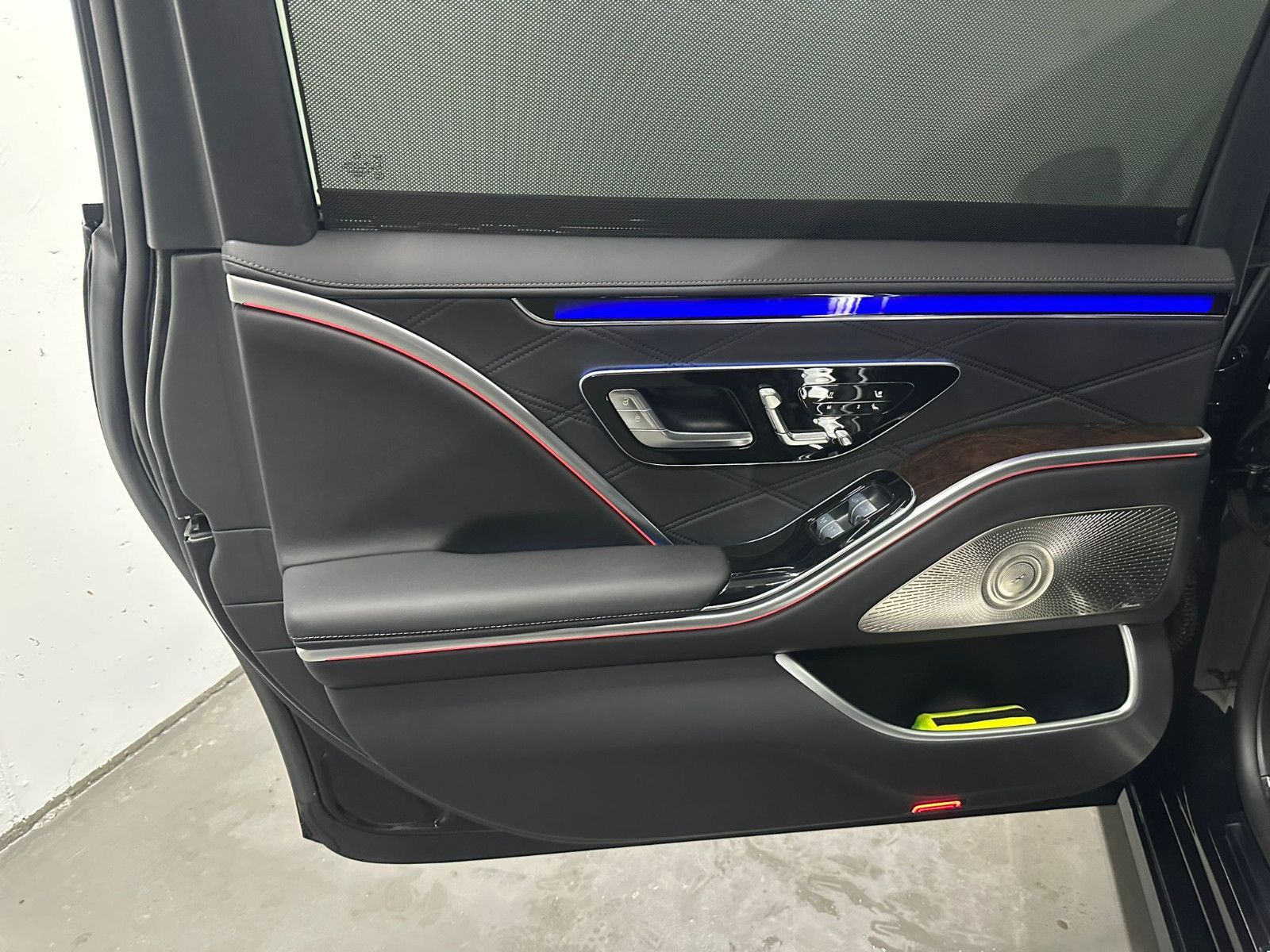 Fahrzeugabbildung Mercedes-Benz S 680 Maybach *HEADUP+HL*FONDENTERTAINMENT*