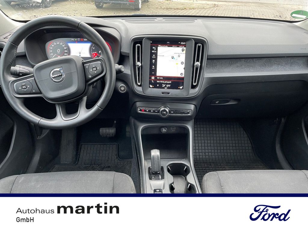 Fahrzeugabbildung Volvo XC40 1.5 Mom. ACC KAMERA SERVO PDC AHK NAVI LED