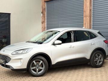 Ford Kuga - 1