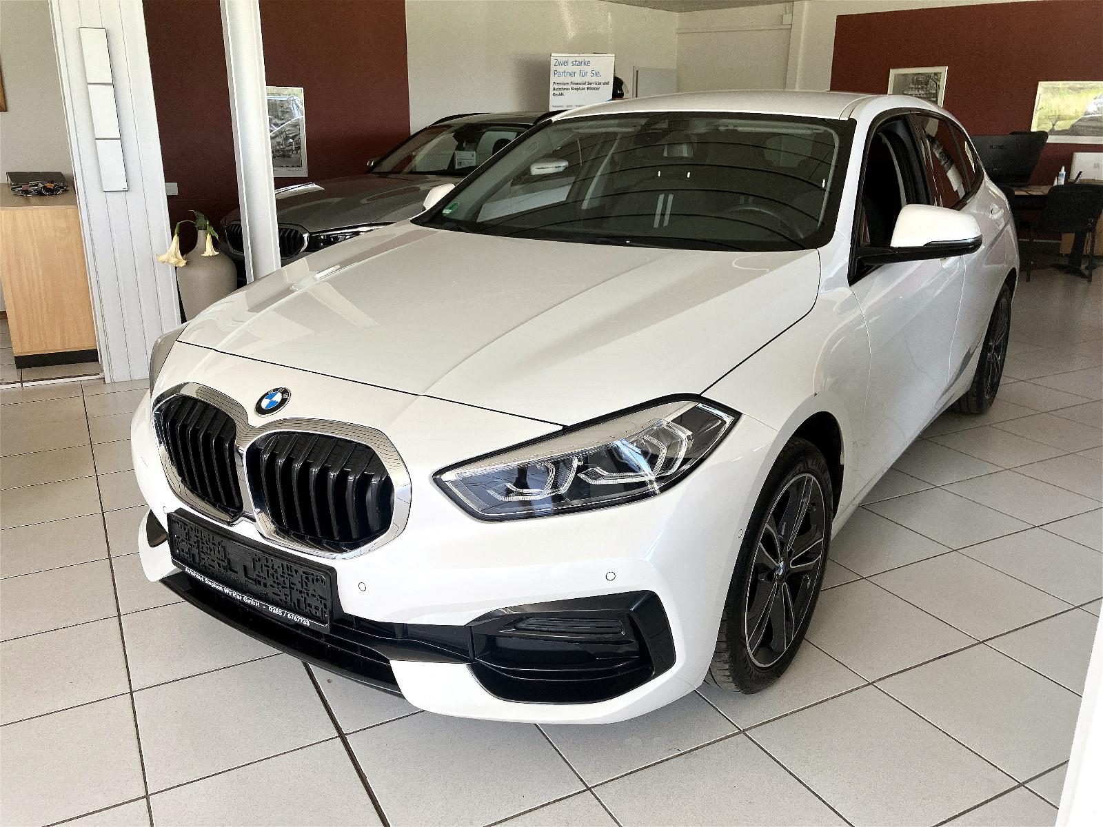BMW 118i Sport-line/Comfortpaket/LivePRO/Kamera/HiFi