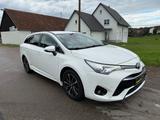 Toyota Avensis Touring Sports Team D - Toyota Avensis Team mit Diesel-Antrieb