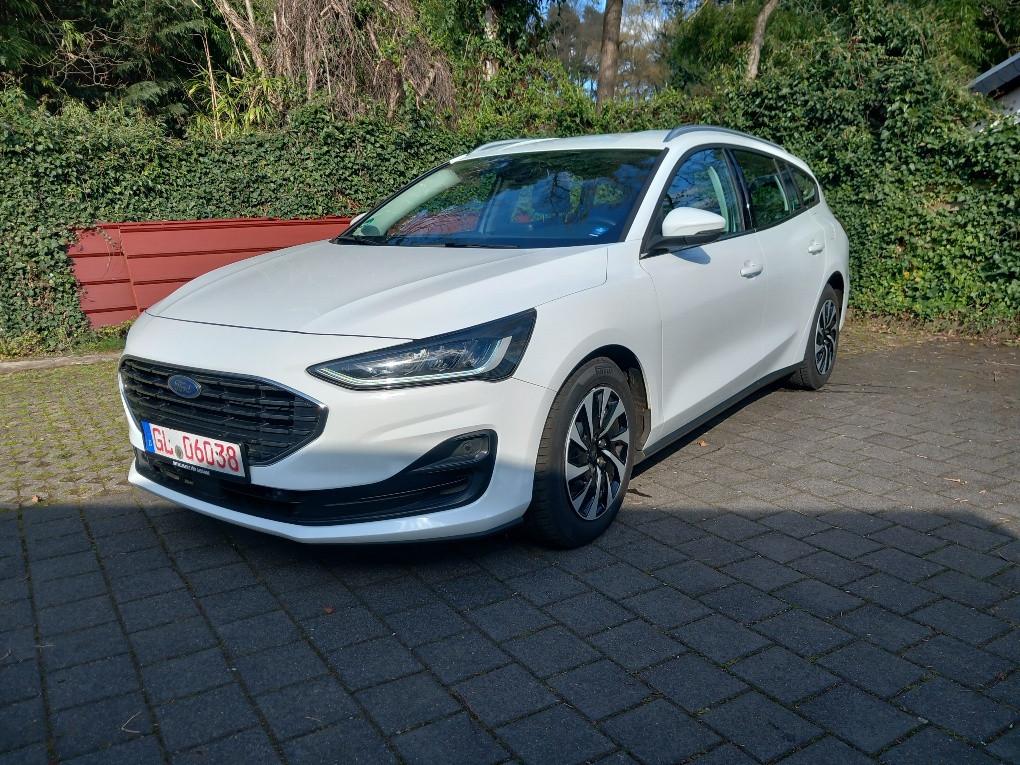 Ford Focus Turnier 1.0 EcoBoost Hybrid Titanium Style