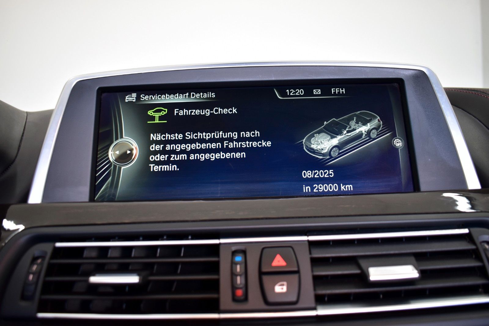 Fahrzeugabbildung BMW 640dAS Cabrio Leder,Navi,LED,SH,Kamera 360°