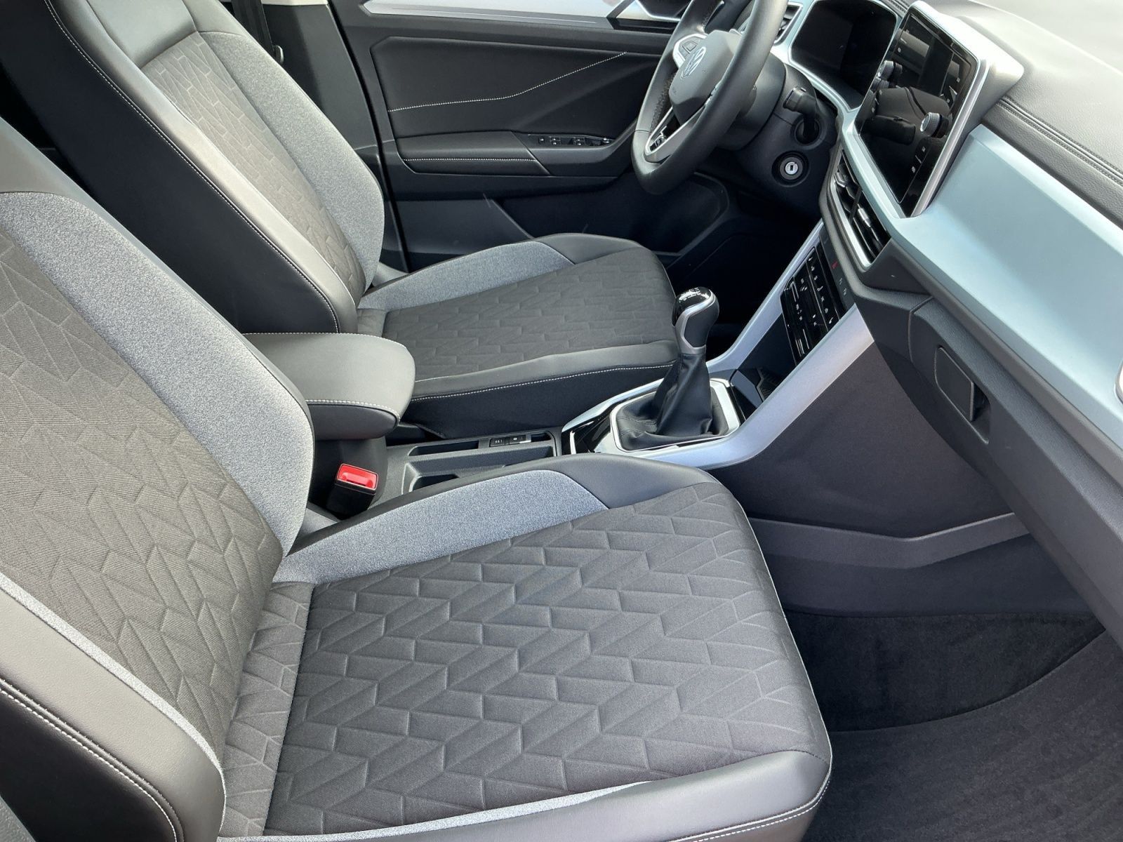 Volkswagen T-Roc - Bild 13