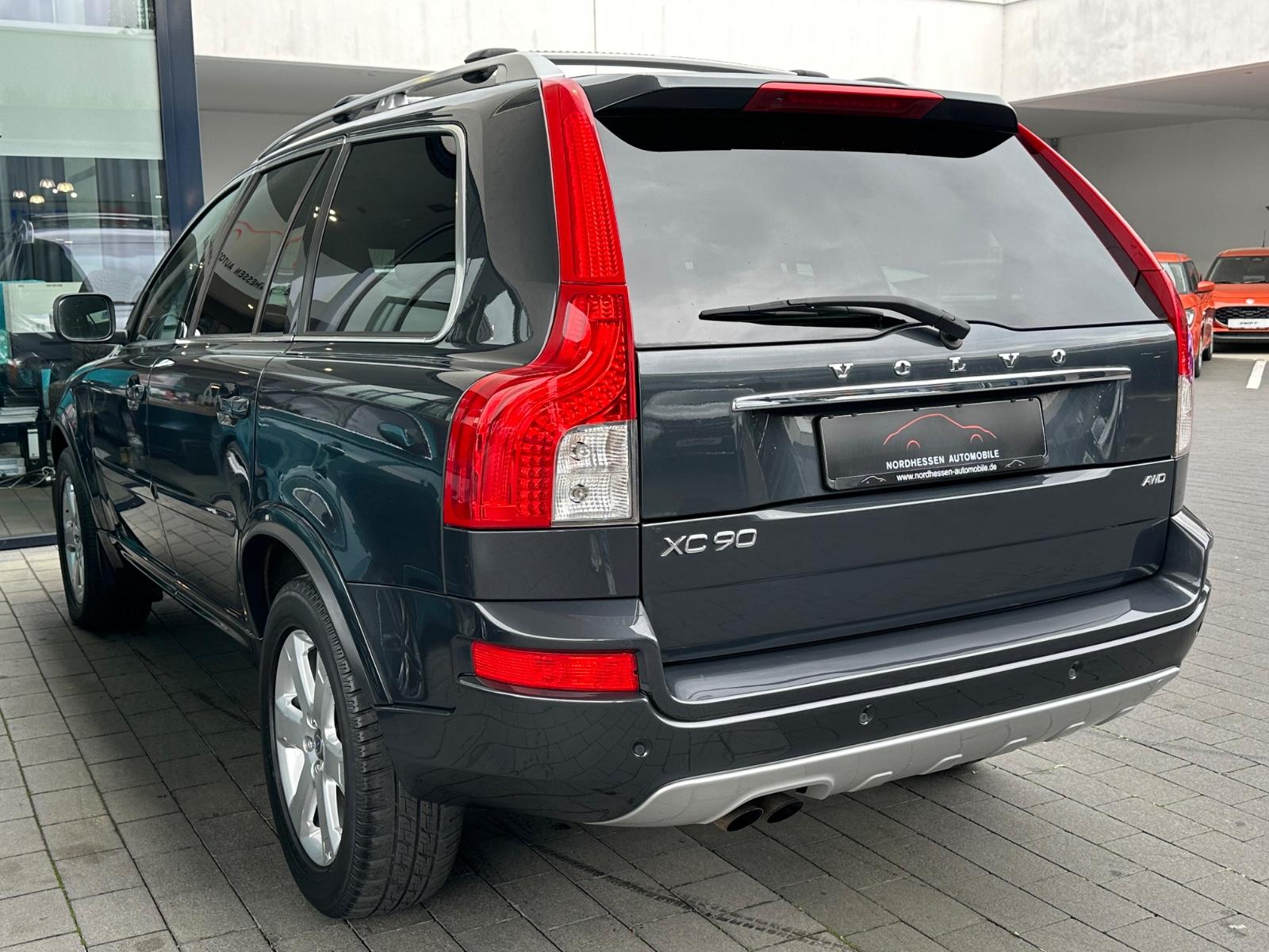 VOLVO XC90 D5 AWD - MOMENTUM - 200 Cv - BVA - BLUETOOTH - RÉGULATEUR DE VITESSE - 7 Places