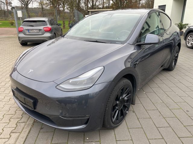 Tesla Model Y Long Range Dual AWD