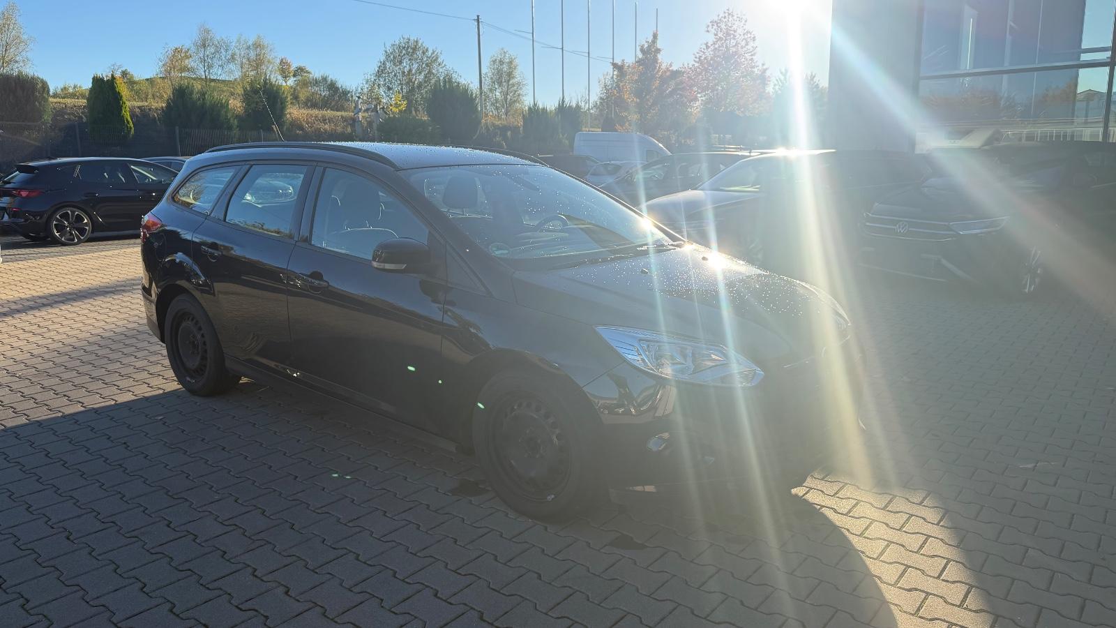 Ford Focus 2013 — photo 31