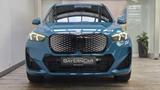 BMW iX1 xDrive30e M Sport Pro 360° ACC Pano HUD AHK - BMW Vorführfahrzeuge