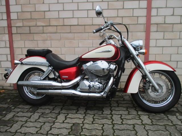 Honda VT750C Shadow