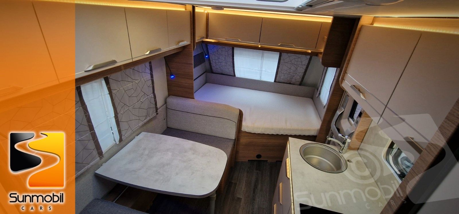 Fahrzeugabbildung Knaus Sport 500 KD E-Power 1.700kg Premium Tür