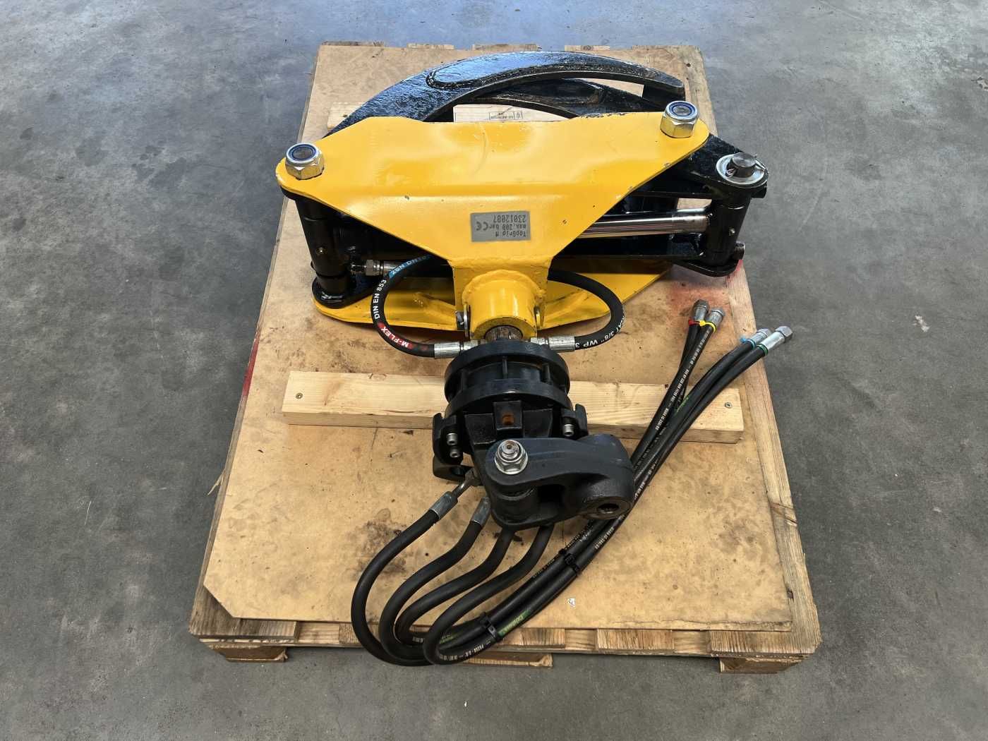Fahrzeugabbildung Andere DORN-TEC TopGrip M Holzzange Holzgreifer Rotator