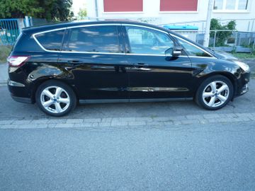 Ford S-Max - 7