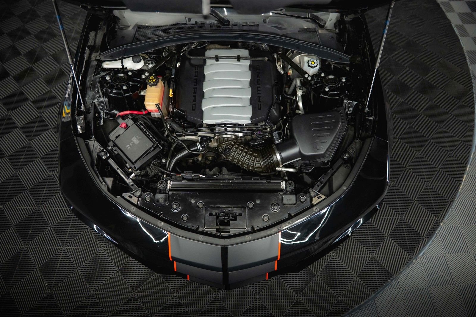 Fahrzeugabbildung Chevrolet Camaro 6.2 SS Coupe LT1 Performance *CarPlay*LED