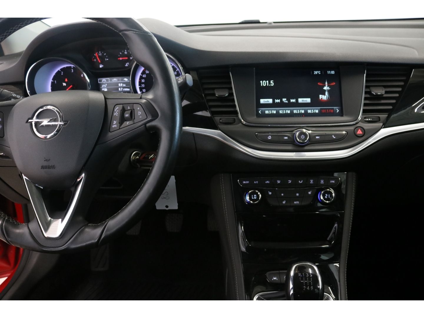 Fahrzeugabbildung Opel Astra K Sports Tourer Innovation Start Stop 1.6