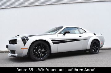 Dodge Challenger - 11