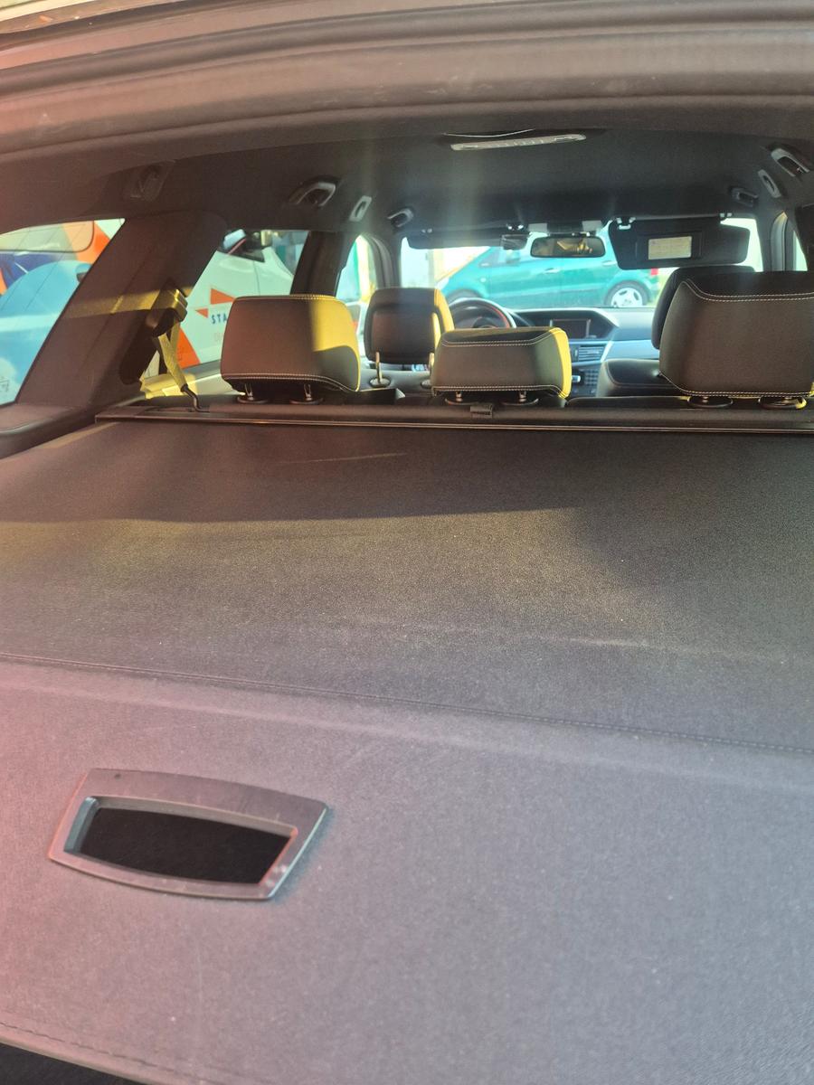 Mercedes-Benz E 220 CDI T Avantgarde
