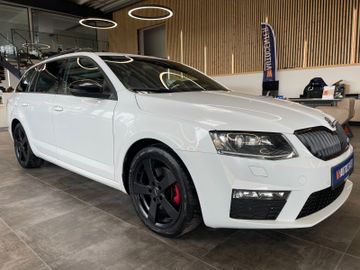 Skoda Octavia Combi 2.0 TDI RS *XENON*NAVI*SHZ*TOUCH*