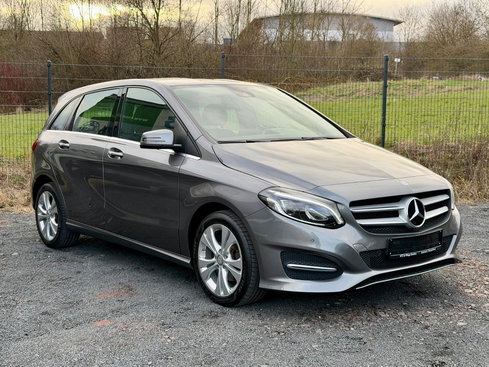 Mercedes-Benz B200d*LED*Navi*Memory*Tempomat*PDC*