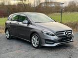 Mercedes-Benz B200d*LED*Navi*Memory*Tempomat*PDC* - Mercedes-Benz B 200 mit Diesel-Antrieb: Van, Schaltgetriebe