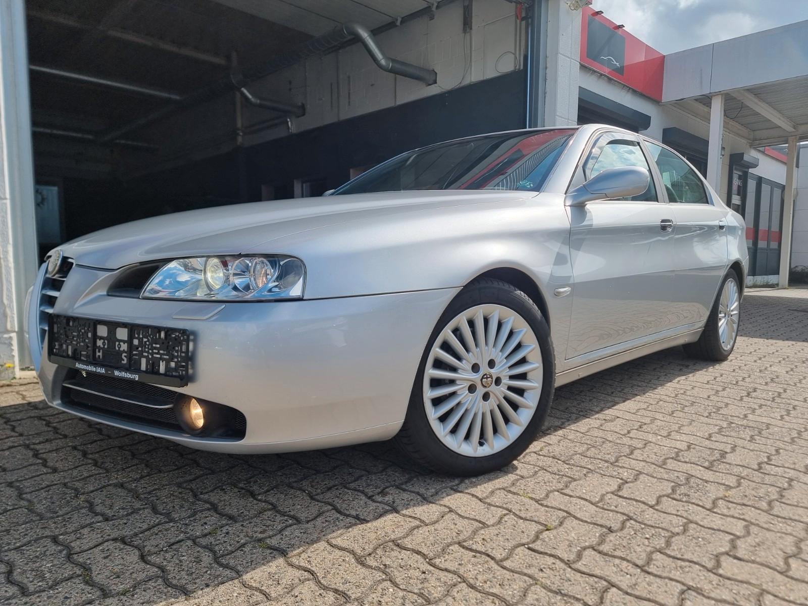 Alfa Romeo Alfa 166 2.4 JTD 20V Distinctive  HU 11/2027
