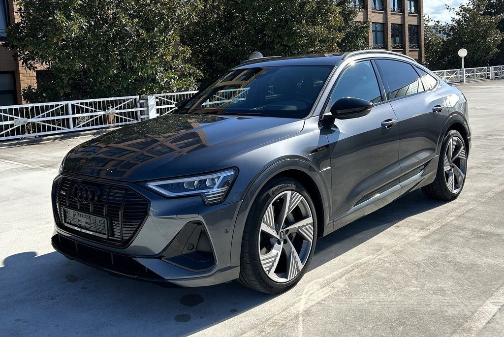 Image of Audi e-tron