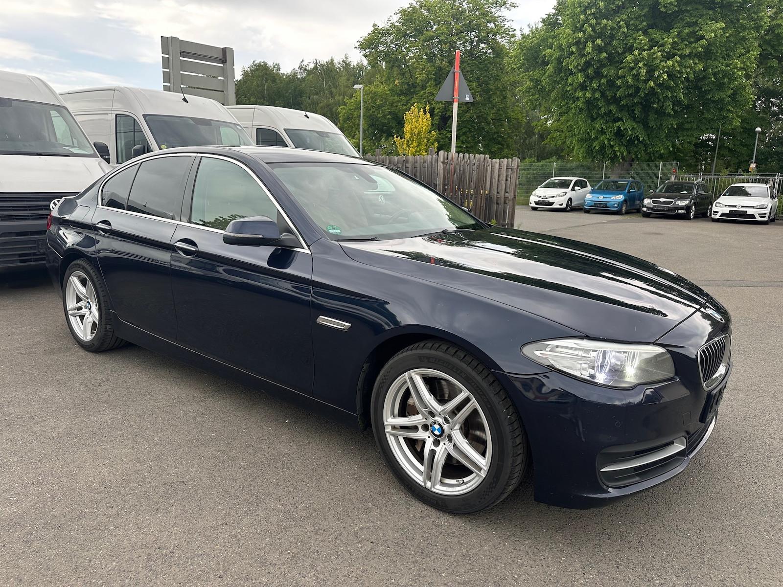 BMW 530d Limo Leder Navi Xenon Tempomat Ambiente