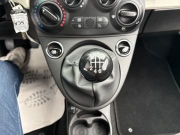 Fahrzeugabbildung Fiat 500 MildHybrid DAB Klima UConnect CarPlay uvm