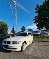 BMW 116i Weiß  Schaltgetriebe  Gute Zustand - BMW 116: Coupe, 116i