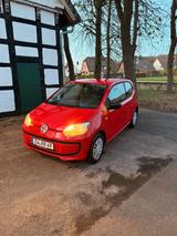 Volkswagen Up! 1.0 Benzin gepflegter Zustand - gebrauchte VW up! aus dem Jahr 2011