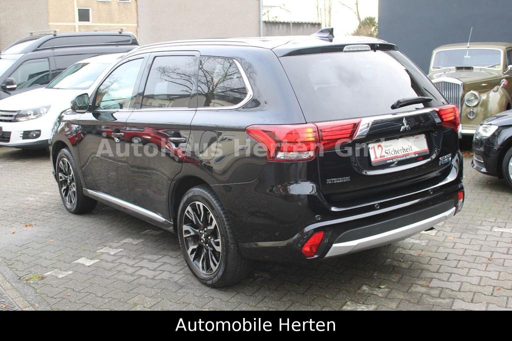 Mitsubishi Plug-in Hybrid Outlander
