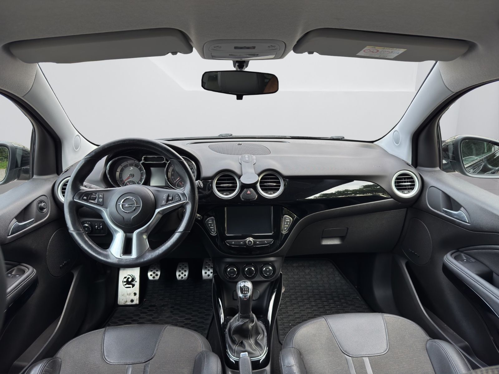 Fahrzeugabbildung Opel Adam S*150*PS*6Gang*2.Hand*Apple*Carplay