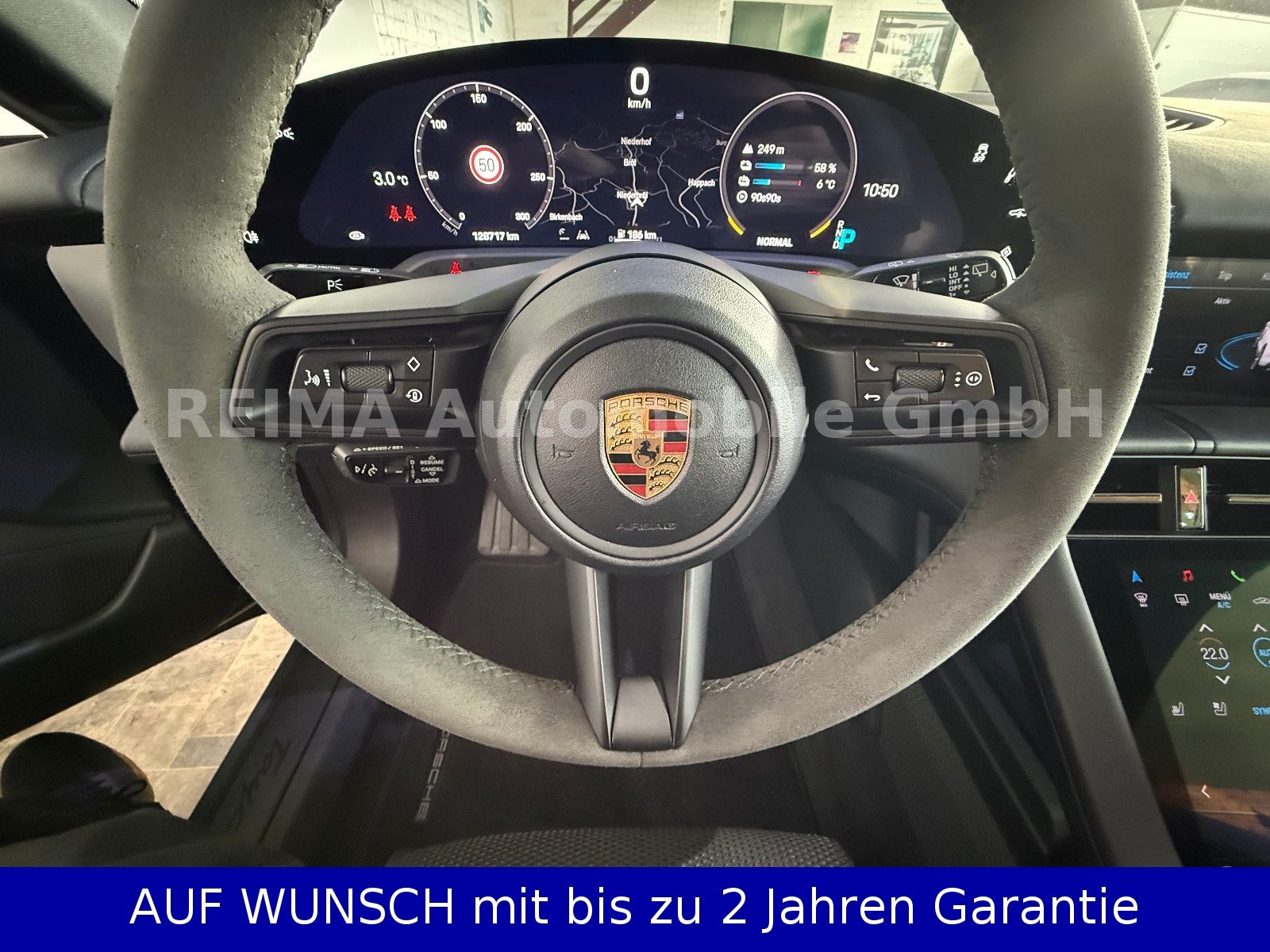 Fahrzeugabbildung Porsche Taycan Cross Turismo 4, Pano, 360°, SOH 90,8 %